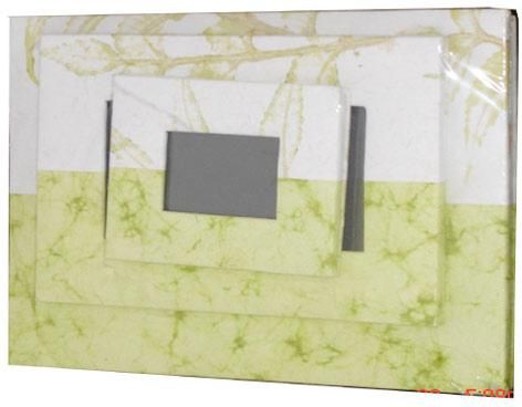 White & Pastel Green Wooden Photo Frame