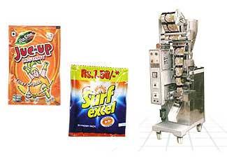 Model UI 1401L Automatic Pouch Packing Machine