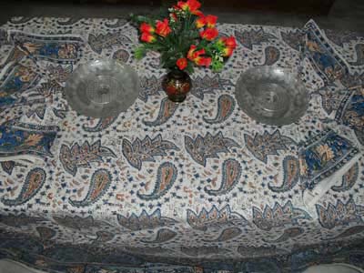Table Cover -04