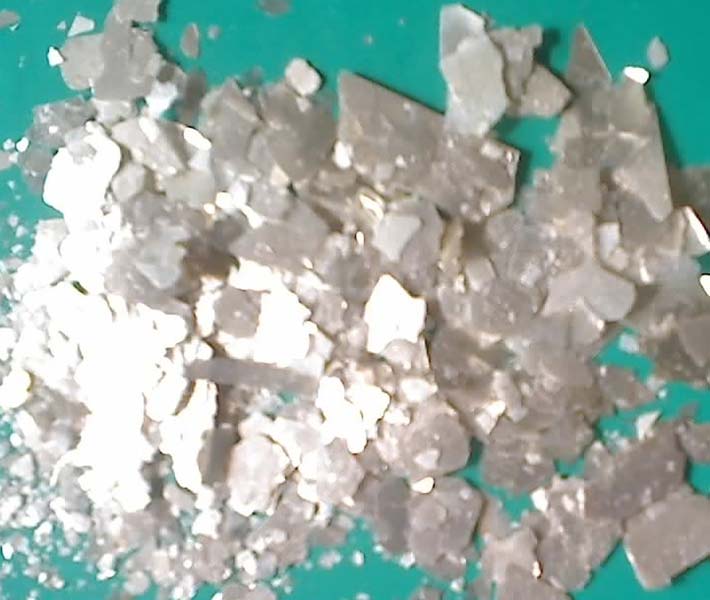 calcined mica flakes