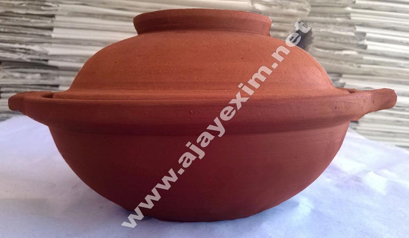 Clay Biryani Pot with Lid, Color : Brown