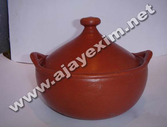 Hand made Clay Chicken Curry Pot, Feature : Eco Friendly