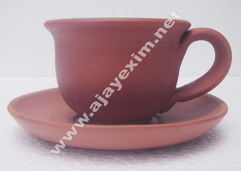 Hand made Clay Cup& Saucer, Color : Red