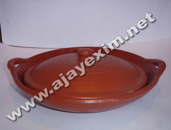 Clay Oval Baker, Color : Red