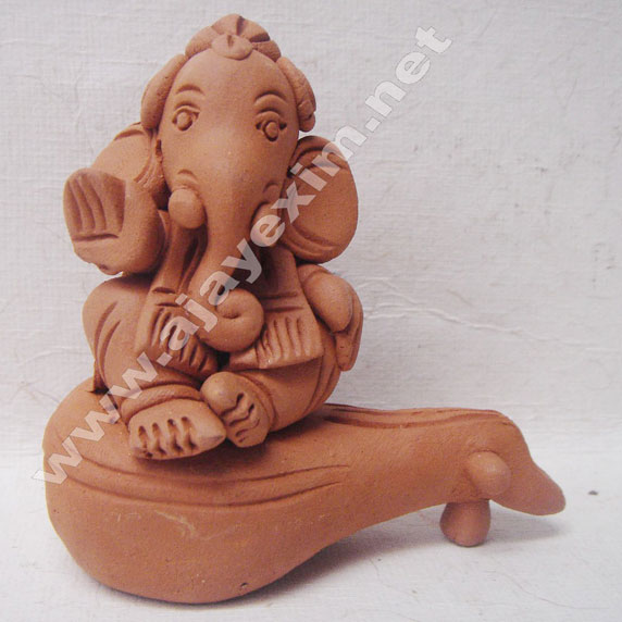 Hand made Veena Ganesh Statue, Feature : Eco Friendly