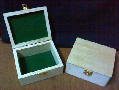 Wooden Handicraft Box