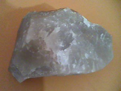 White Quartzite Lumps- GMH-WQC-005