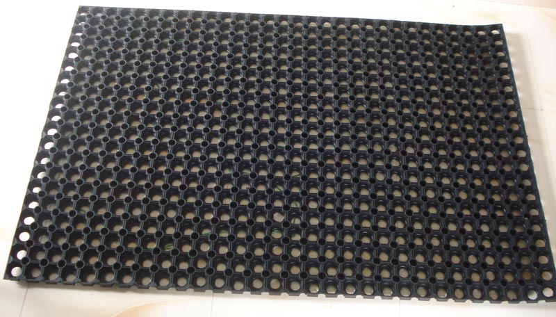 Rubber Hollow Mat