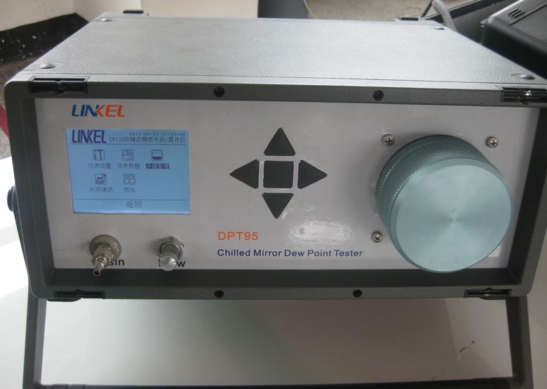 automatic dew point measure device