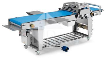 Stainless Steel Working Table of All Dough Products