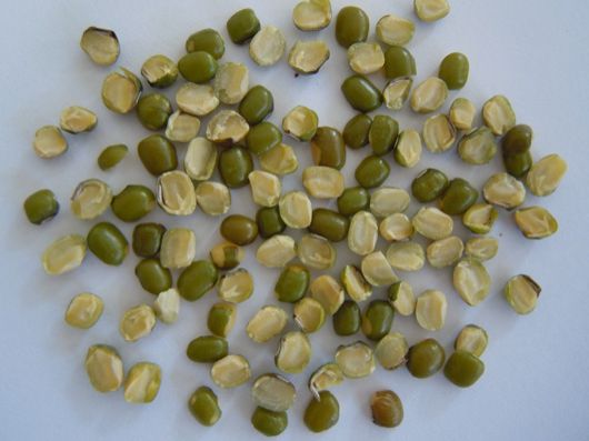 Green Mung Beans Split With Husk