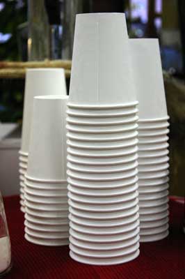 Paper cups