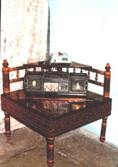 Corner Table