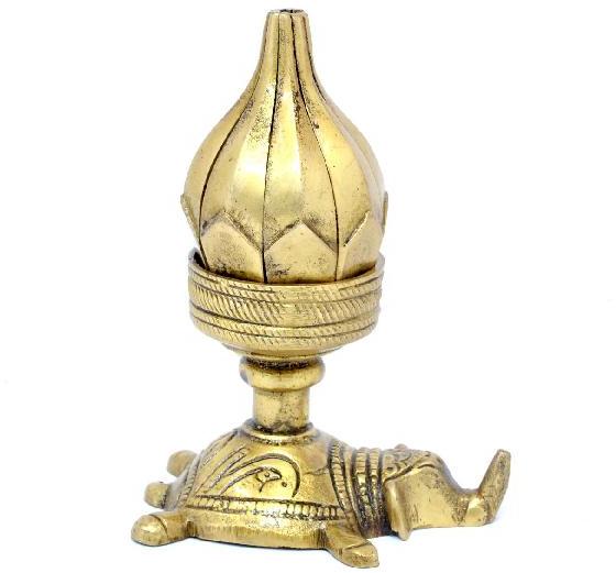 Candle Brass oil diya lotus shape, Style : Antique