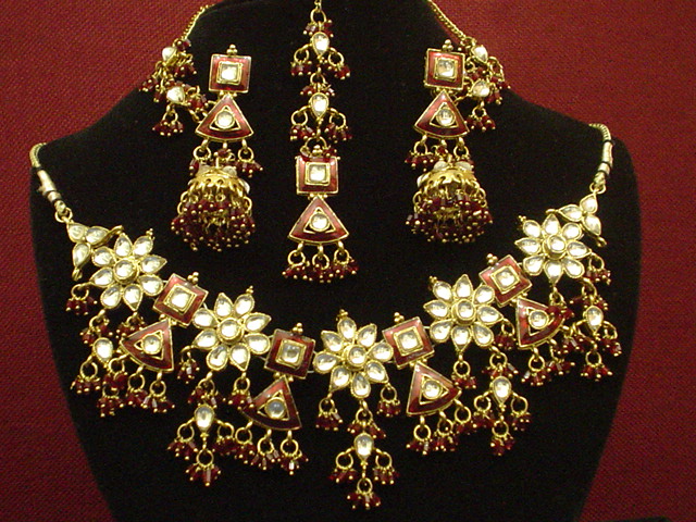 CNK - 283A gold plated Indian Jewellery Necklace Set
