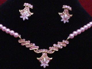 CNP - 223A Artificial Pink Pearl Necklace Set