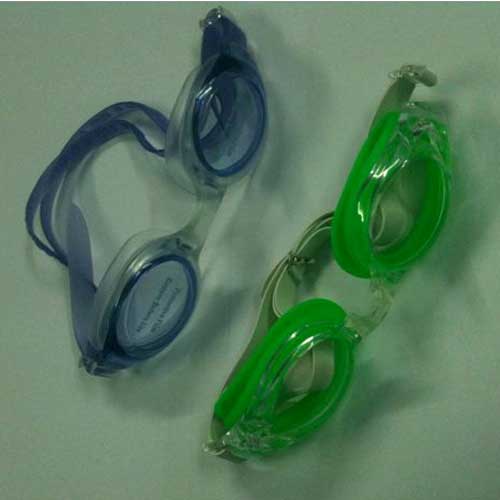 Plastic Silicone Swimming Goggles, for Eye Protection, Feature : Anti Fog