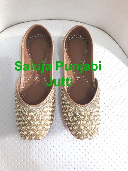 Shahihandicraft Cotton Bridal Shoes, Style : Women Jutti