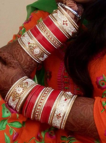 Buy Latest Bridal Chura from Shahi 