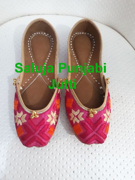 Shahihandicraft Leather Women Shoes, Color : Multi