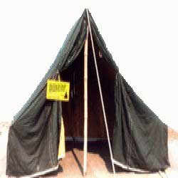 Polyester Single Fly Tent, for Camping, Disasters, Outdoor Advertising, Technics : Machine Made