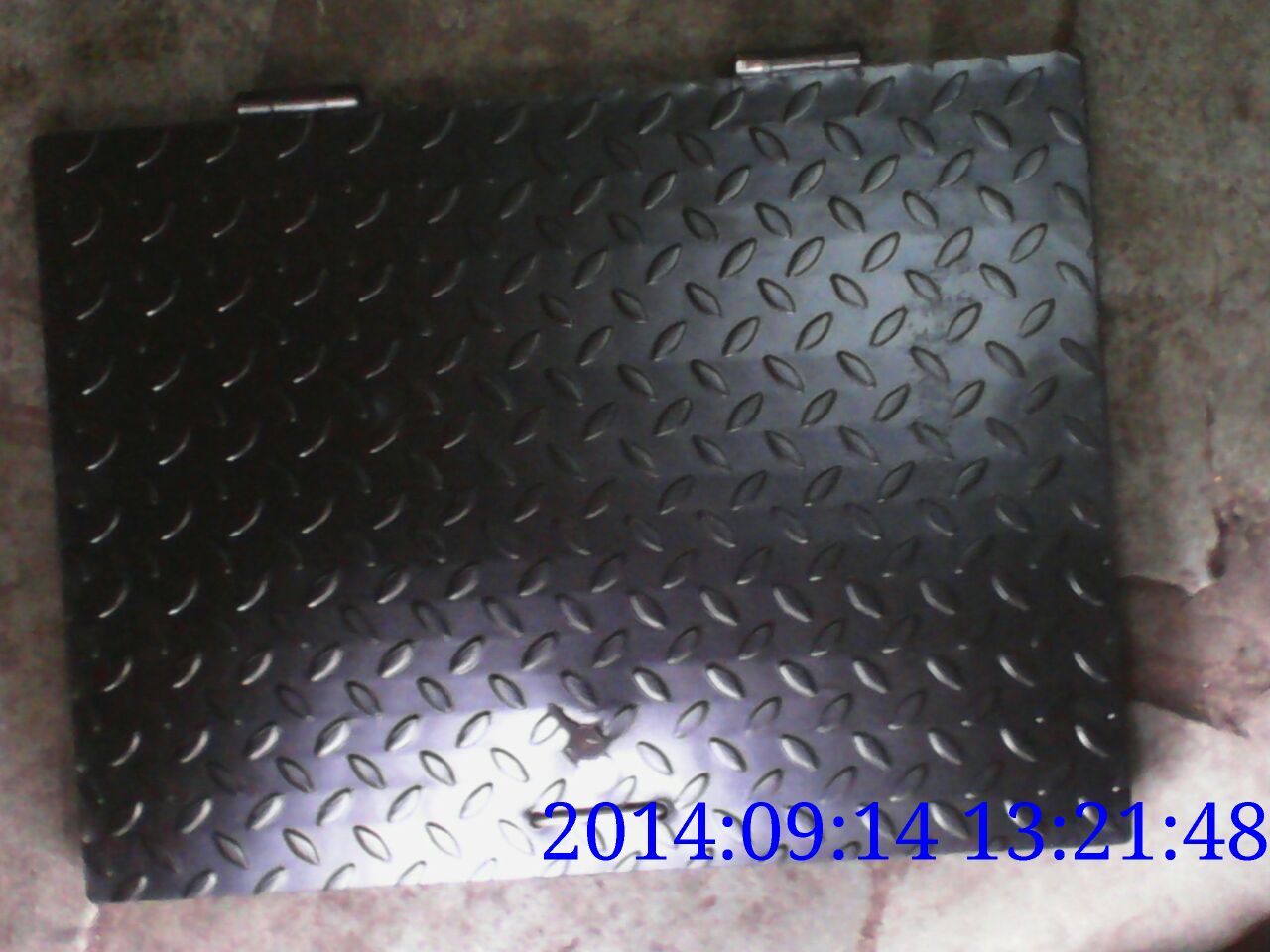 Maruti Suzuki MS(mild Steel) manhole cover for Used in underground water tank, also in drainage system