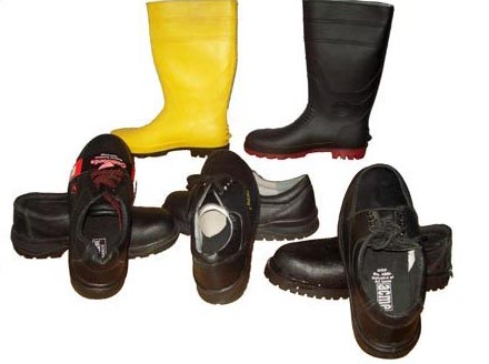 Safety shoes