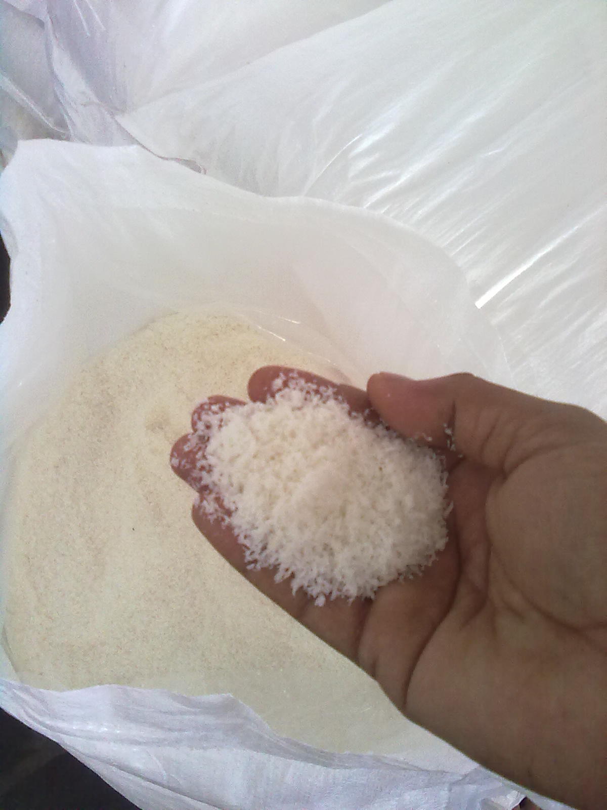 Low Fat Desiccated Coconut Powder, Color : White