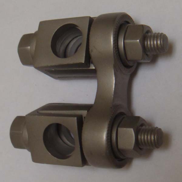 Twin Adjustable Clamp 115