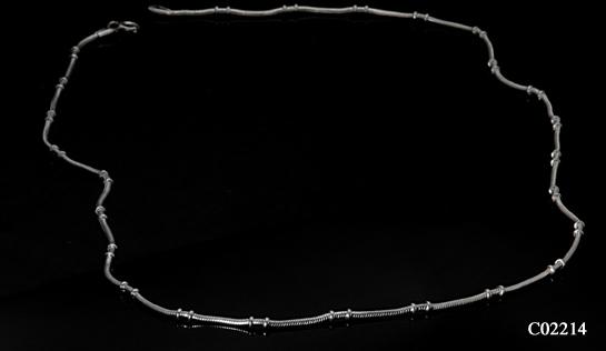 C - 02214 C Silver Chains