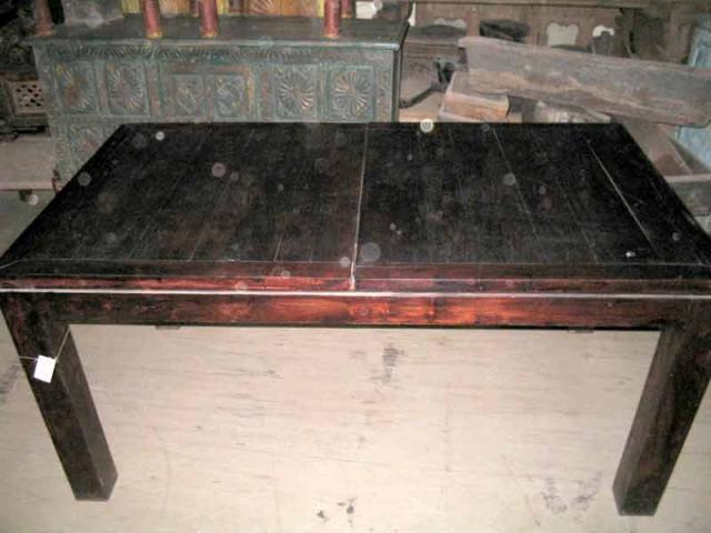 DSC-1716 Antique Table