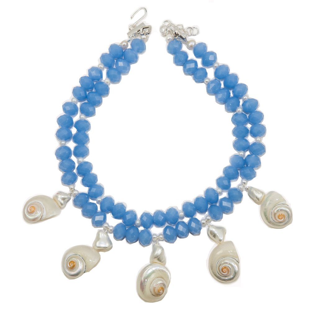white cinnerus shells necklaces