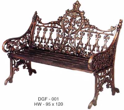Royal Looking Metal Sofa, for Garden Home