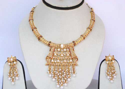 Golden Plated Polki Necklace Set