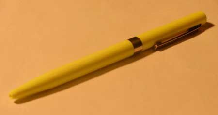 Item Code: 1622 Plastic Ballpoint Pens