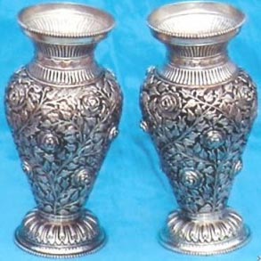 Silver Flower Vases 01