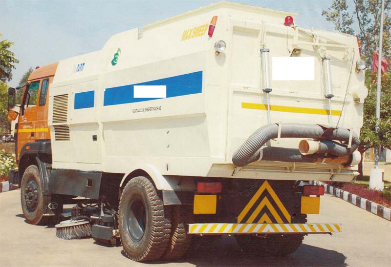 100-1000kg Road Sweeping Machine, Automatic Grade : Automatic