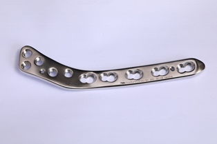 Locking Distal Lateral Tibial Plate, Feature : Optimum strength, Excellent finish