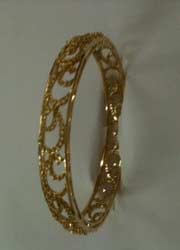 Diamond Studded Gold Bangles 006