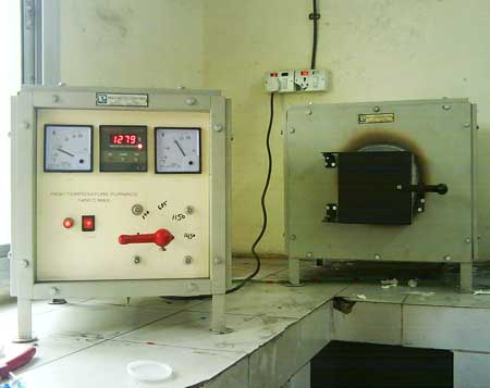 Iron Electric Fully Automatic High Temperature Furnace, for Vacuum Generation, Voltage : 110V