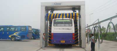 Bus, Truck Washing System