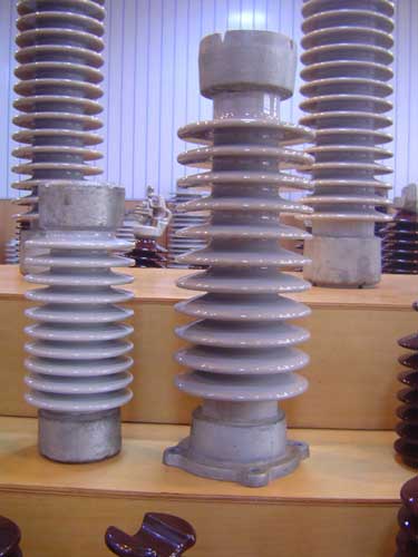 Insulators Machine