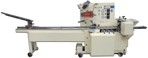 Cake Wrapping Machine