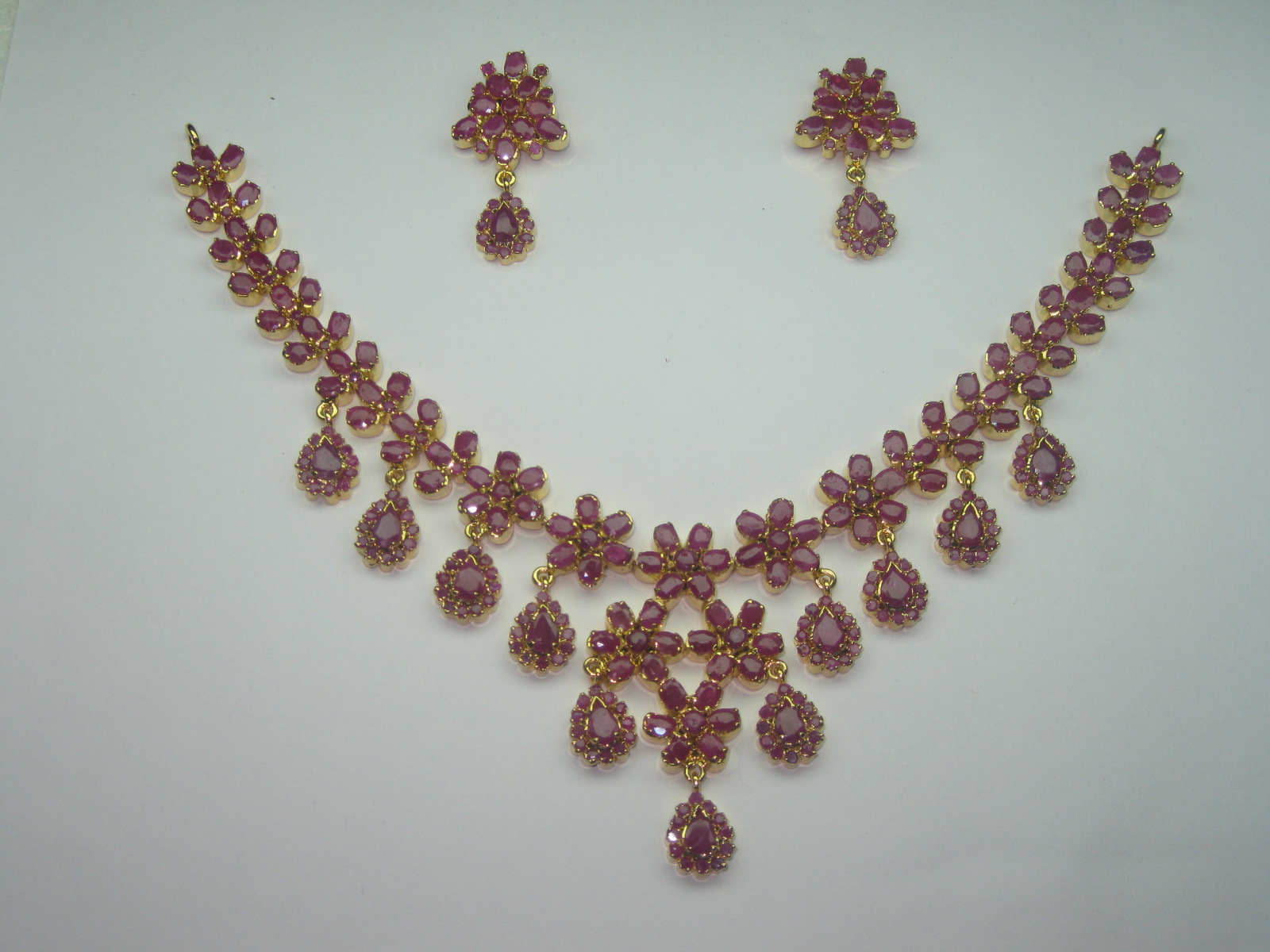 Precious Necklace Set