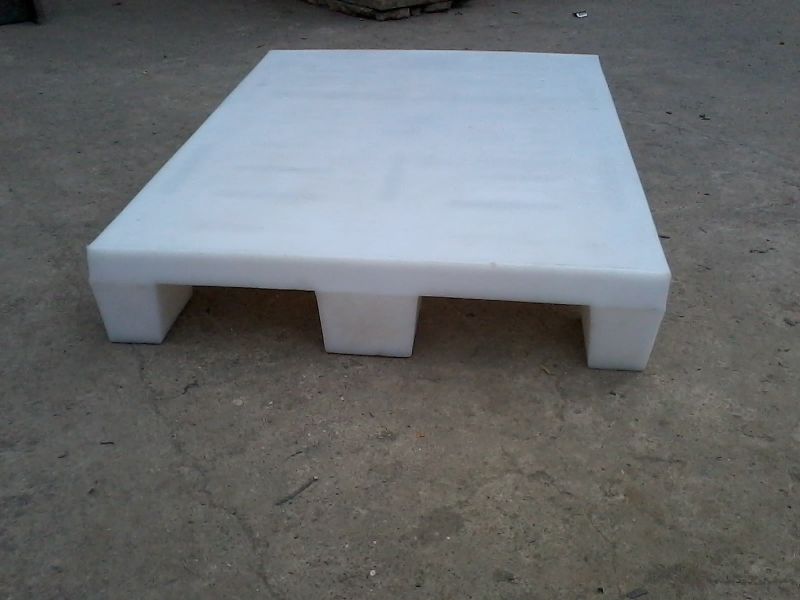 custom molded pallets