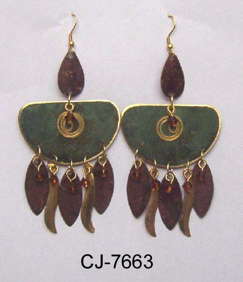 Brass Earring Antique (CJ-7663), Gender : Women, Girls