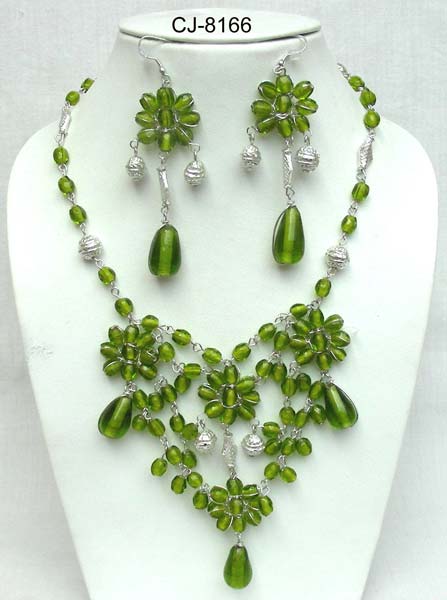 Glass Bead Necklace Set (CJ-8166)