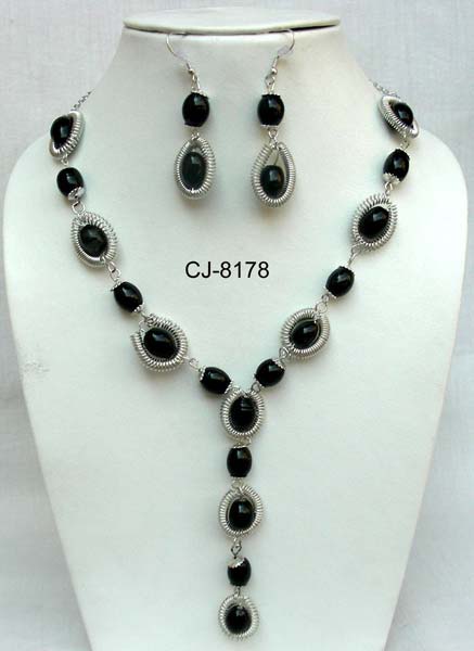 Glass Bead Necklace Set (CJ-8178)