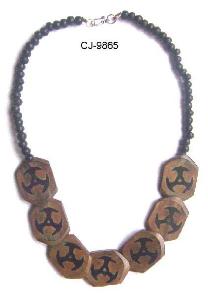 Horn Necklace (9865)