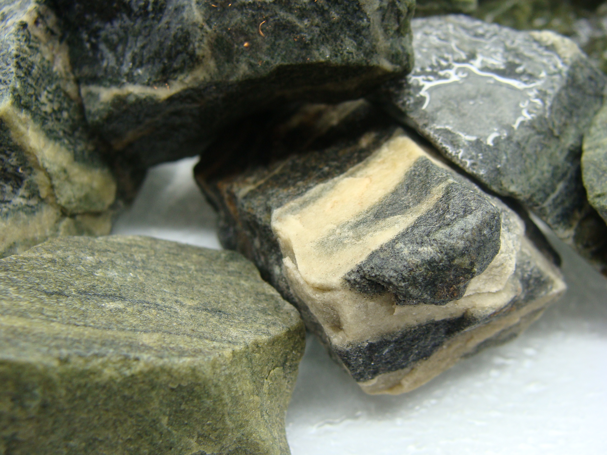 Green Goldstone Rough stone